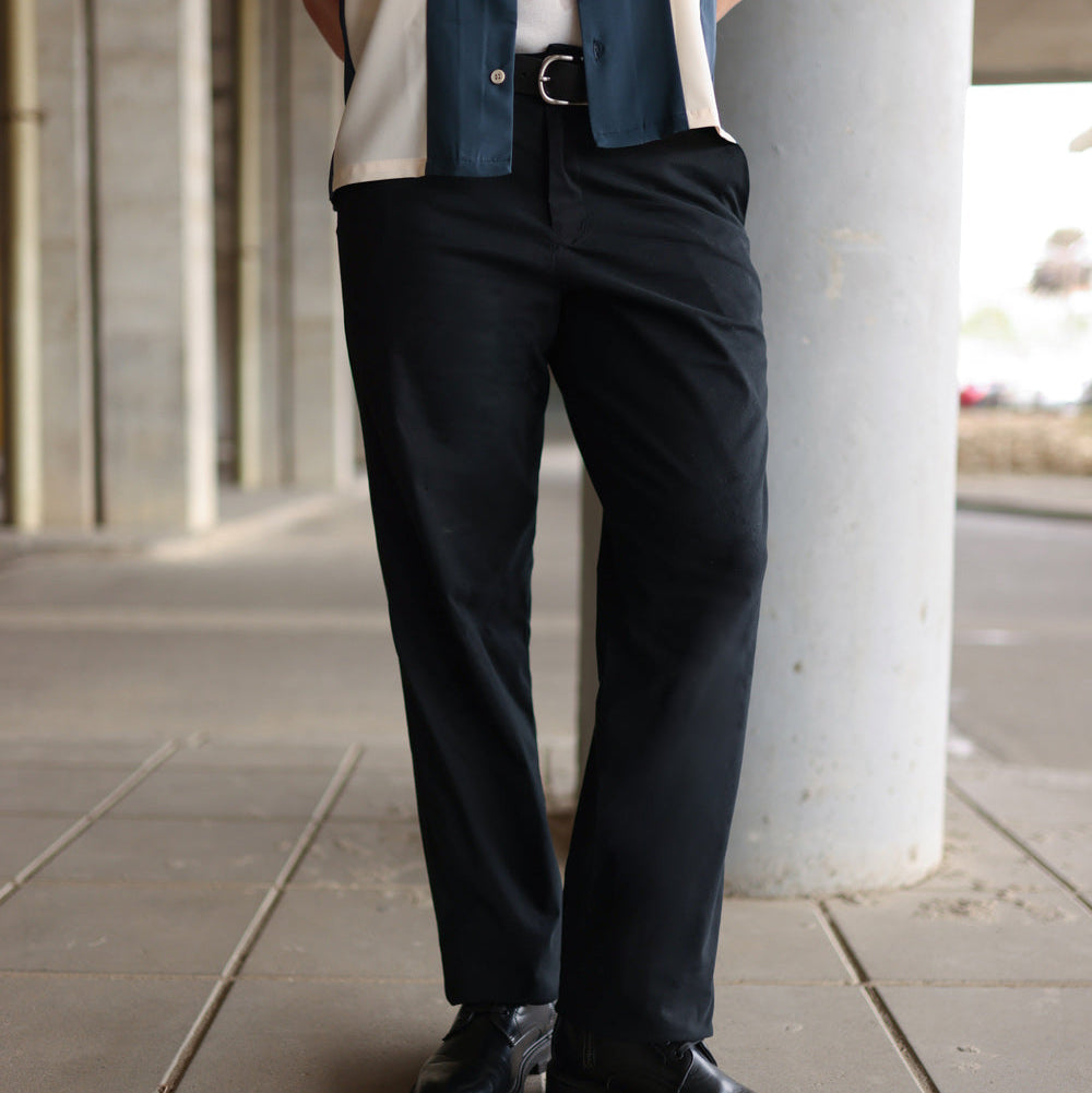 Pantalón Relaxed Fit Negro PT052