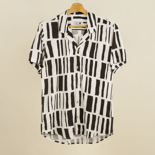 Camisa Bowling Estampada Figuras Blanco/Negro P57