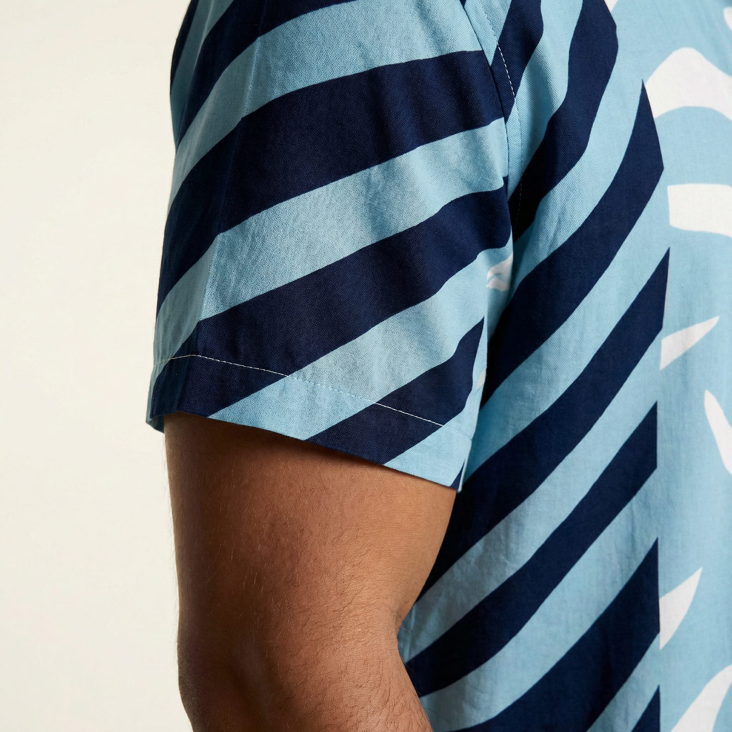 Camisa Cuello Clasico Estampada Azul JO022